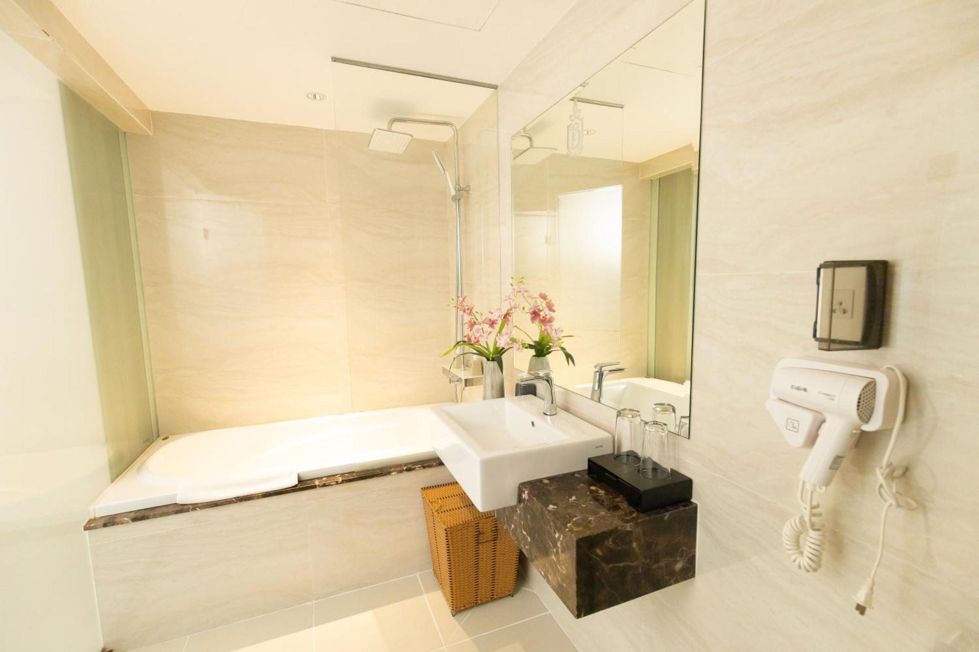 Nicecy Suite Hotel & Spa Hô Chi Minh-Ville Extérieur photo